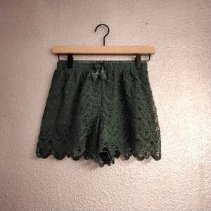 Girl's Art Class Green Crocheted Shorts Size XL